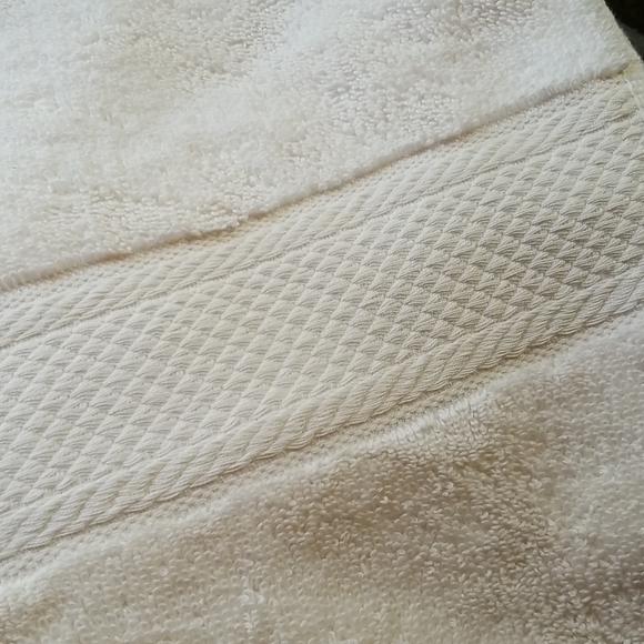 2-pack Grand Patrician Bath Towels - Picture 5 of 5